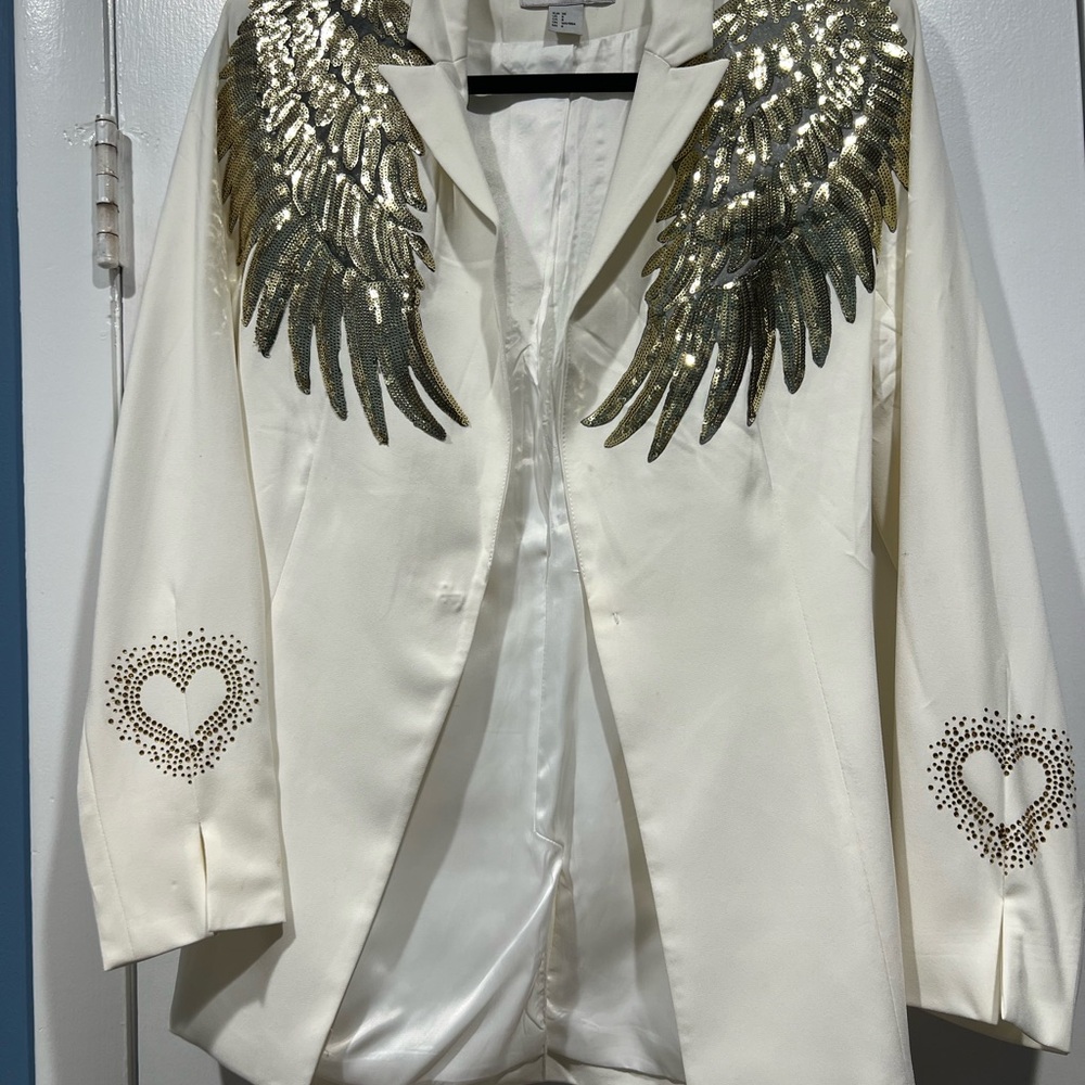 H&M Cream Blazer with Black Accent wings and star on the back
